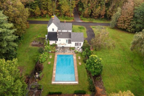 Clove by AvantStay Gorgeous Cottage w Pool Privacy Pool Table Close to Hunter Mountain